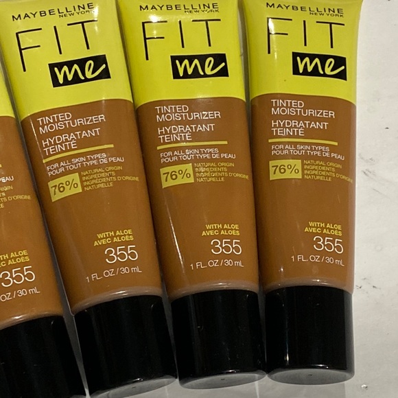 4 Maybelline Fit Me #355 Tinted Moisturizer w/aloe Natural Coverage Face Makeup - Picture 2 of 4